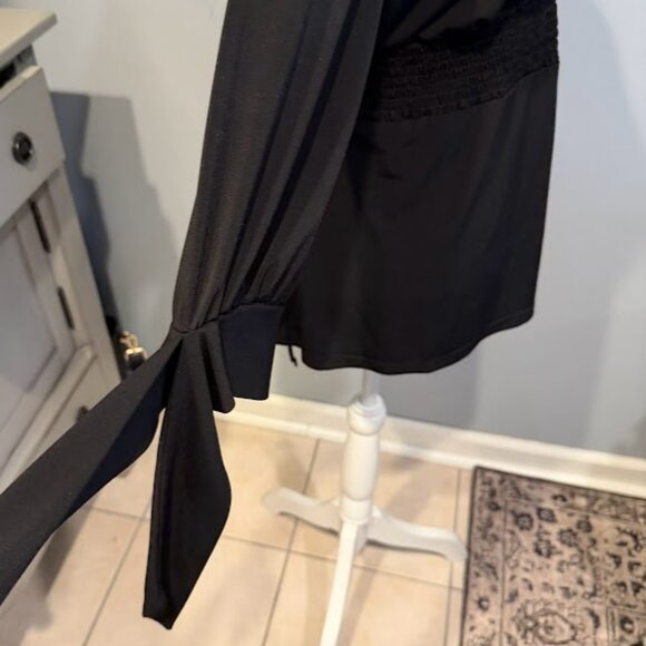 Studio 1940 Black Smocked Waist Blouse - Picture 4 of 4